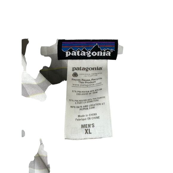 Patagonia Gray Check Short Sleeve Button Up Shirt Chest Pockets Men's XL - Picture 8 of 8